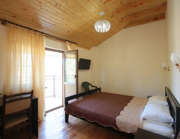 2-комнатный номер стандарт с 2 двуспальными кроватями (с завтраком) - Отель «Киараз Старт» Пицунда